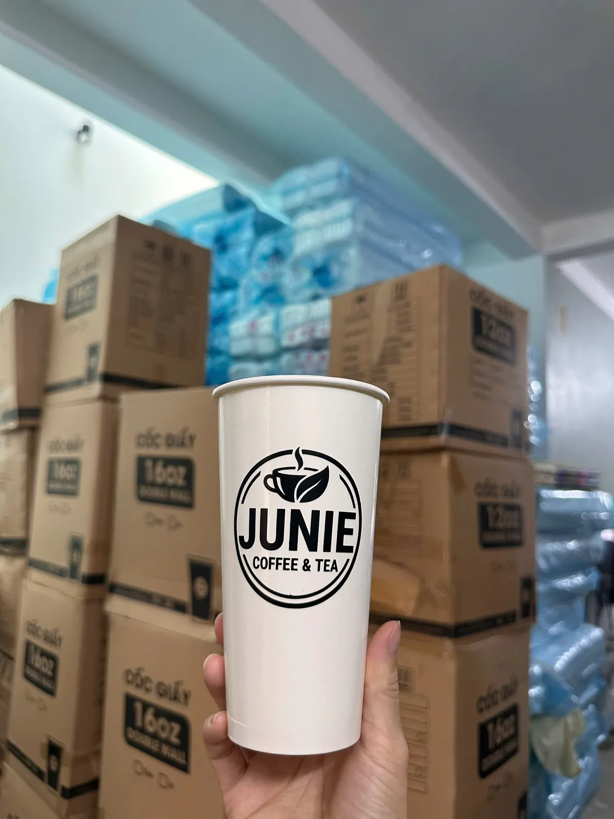 Mẫu cốc nhựa in logo thực tế tại xưởng In Hương Lan